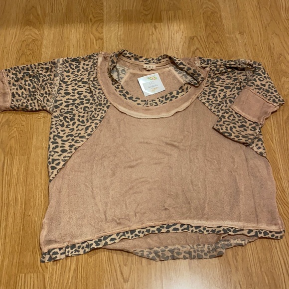 POL Tops - NWTA POL taupe top leopard print size M